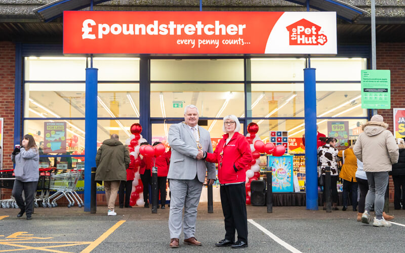 Handshake front of store